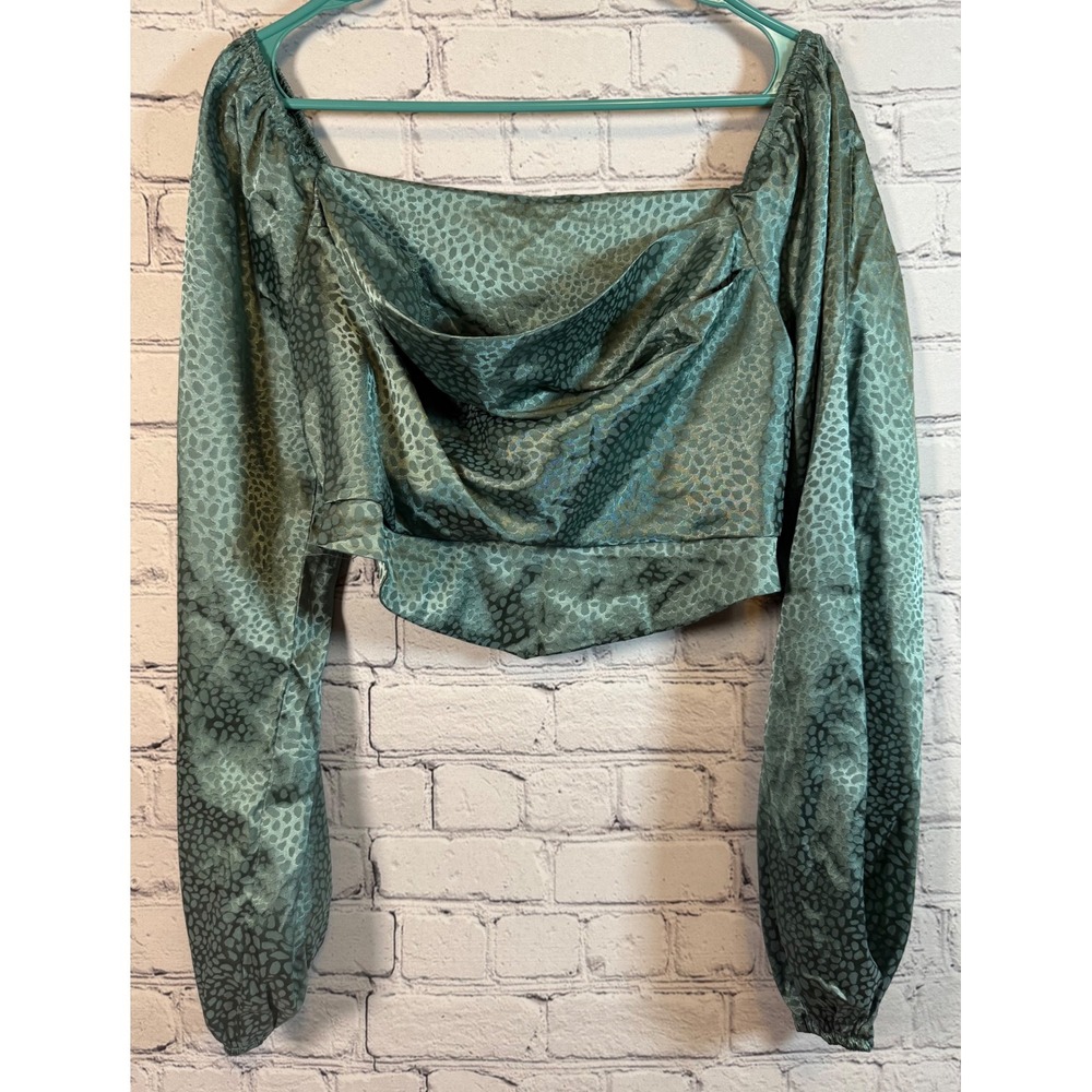 HYFVE Green Animal Print Long Sleeve Crop Top Smocked Square‎ Neck Size L